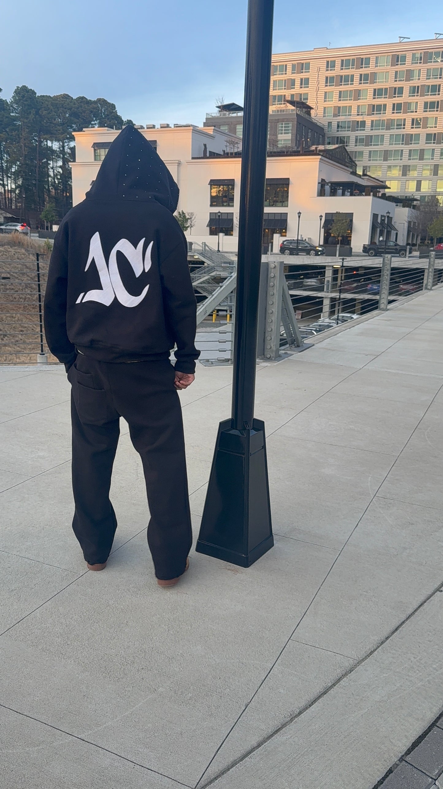IMPRFCT STAR ZIP UP